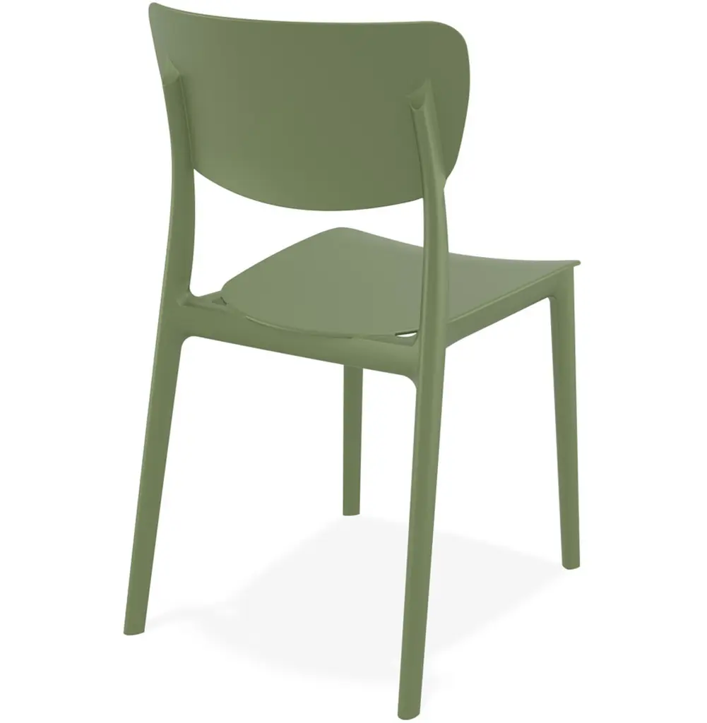 Chaise empilable Oma intérieur exterieur la chaise hybride parfaite