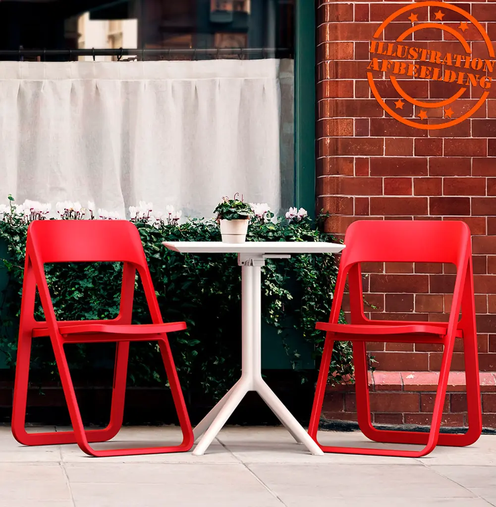 La chaise pliable SLAG par Légia Home.