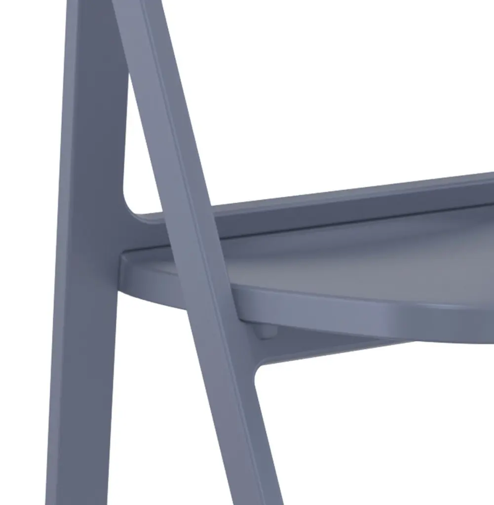 La chaise pliable SLAG par Légia Home.