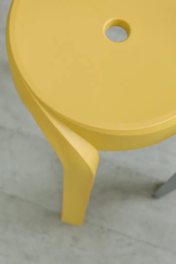 Tabouret d'appoint intérieur exterieur POMPA par Légia Home Le Design pour votre maison votre jardin et votre terrasse