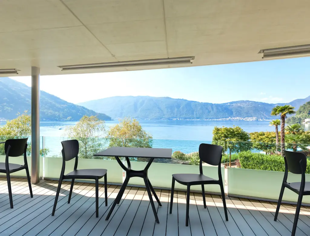 [CH03820BL] OMA black chair